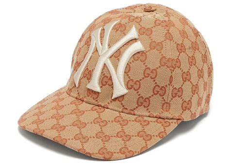 gucci new york yankees bag|Gucci yankee hat.